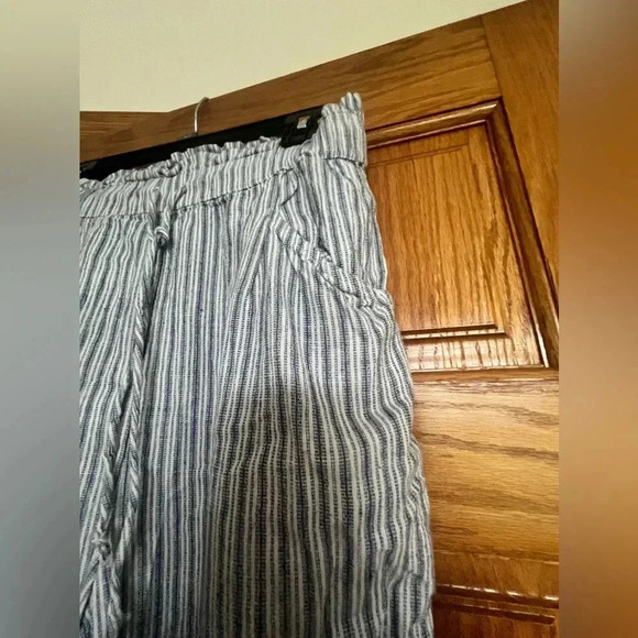 American Eagle - Linen Pants - Picture 6 of 8